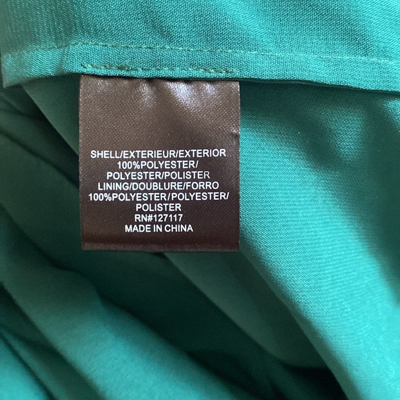 NWT Badgley Mischka V neck georgette flutter cascading ruffle gown, high low hem - Picture 6 of 9